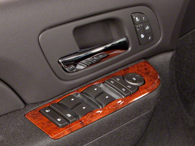 2013 GMC Yukon Base
