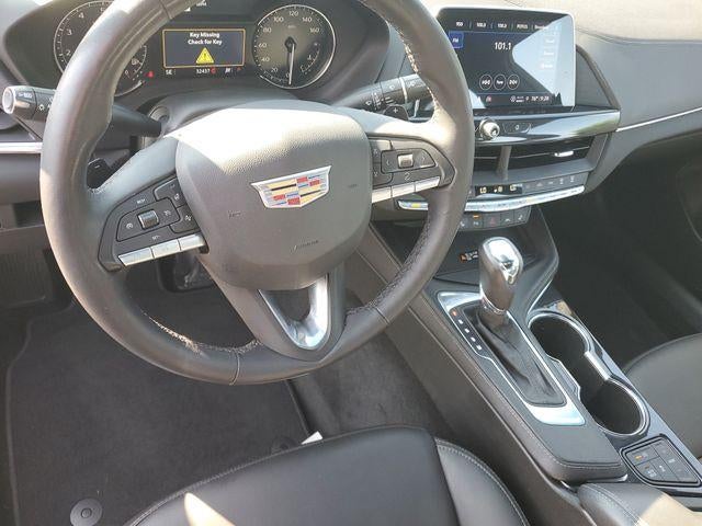 2023 Cadillac CT4 Luxury