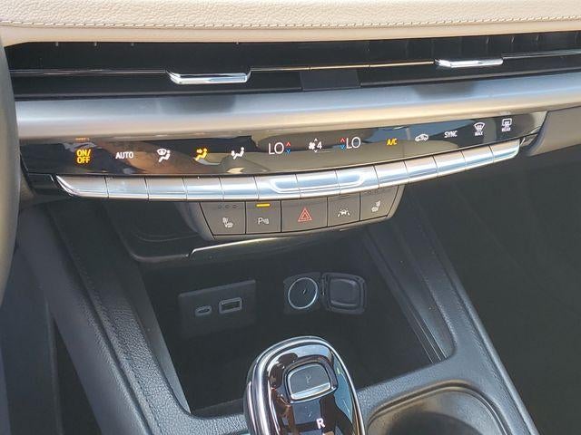 2024 Cadillac XT4 AWD Luxury
