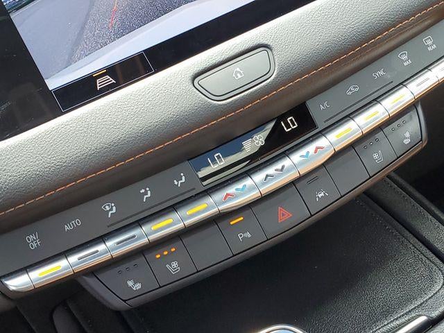 2023 Cadillac XT4 FWD Premium Luxury