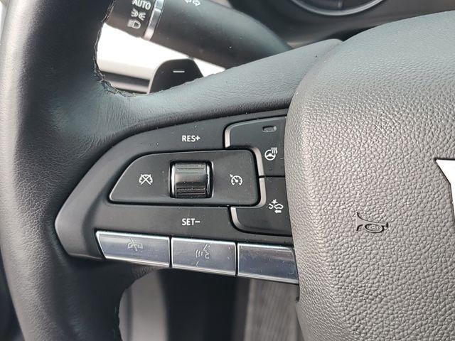 2023 Cadillac XT4 AWD Premium Luxury