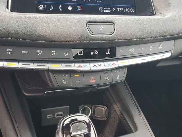 2023 Cadillac XT4 AWD Premium Luxury