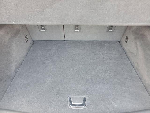 2023 Cadillac XT4 AWD Premium Luxury