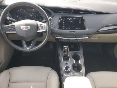2023 Cadillac XT4 AWD Premium Luxury