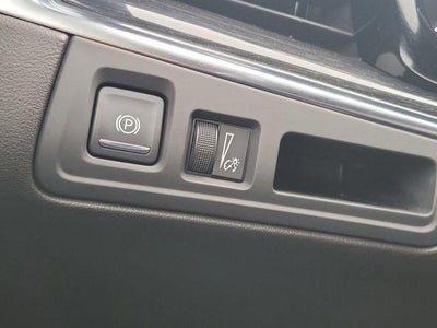 2023 Cadillac XT5 FWD Premium Luxury