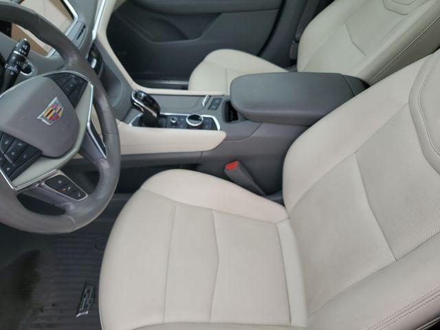 2023 Cadillac XT5 FWD Premium Luxury