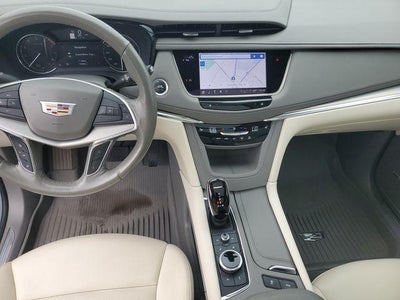 2023 Cadillac XT5 FWD Premium Luxury