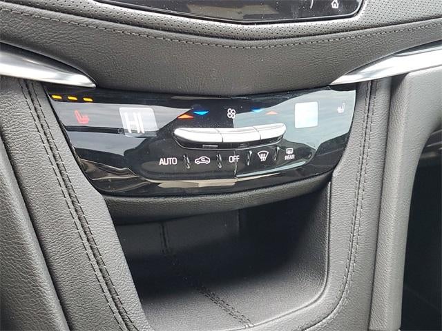 2023 Cadillac XT5 FWD Premium Luxury