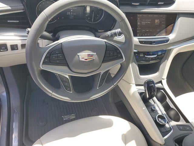 2023 Cadillac XT5 FWD Premium Luxury