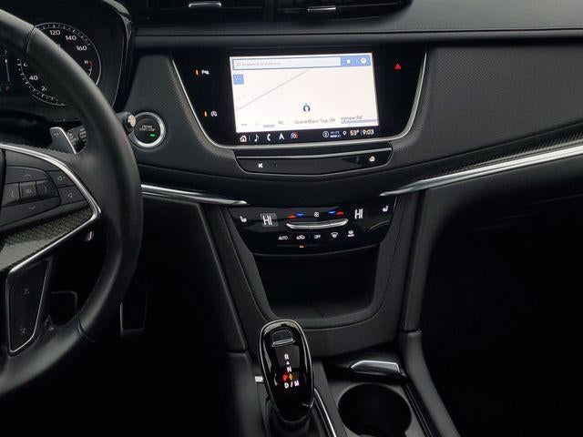 2024 Cadillac XT5 AWD Sport