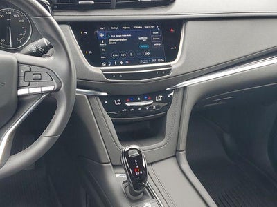 2024 Cadillac XT6 AWD Luxury