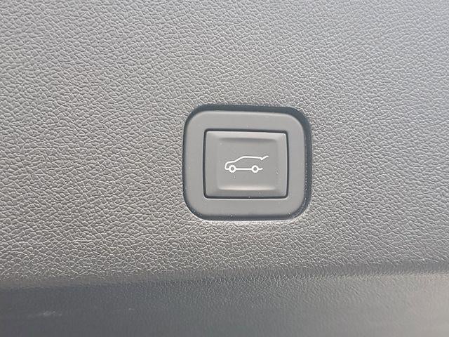 2025 Cadillac XT6 AWD Luxury