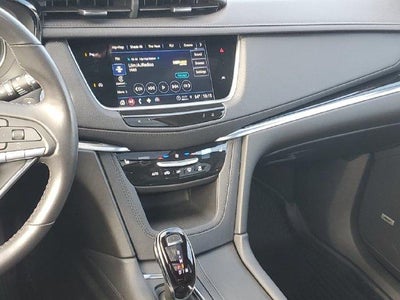 2025 Cadillac XT6 AWD Luxury
