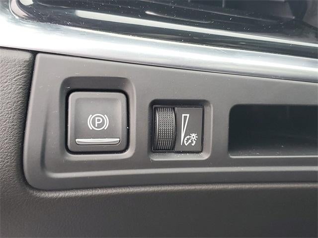 2025 Cadillac XT6 AWD Sport