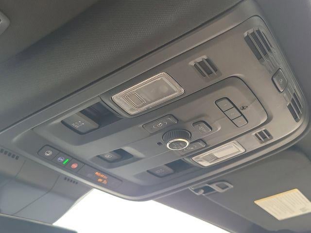 2023 Cadillac Escalade 4WD Premium Luxury