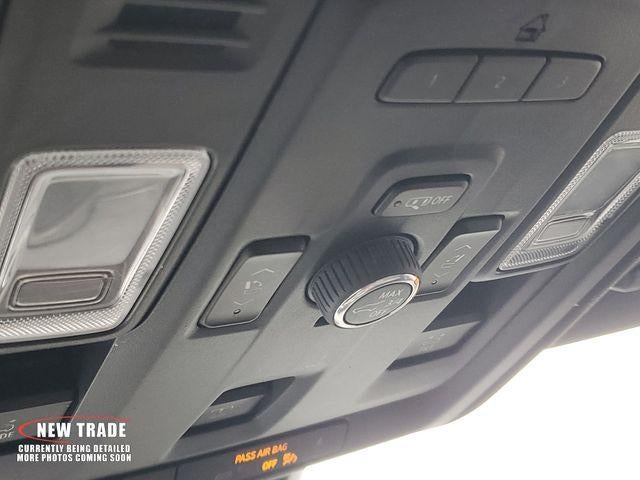 2023 Cadillac Escalade ESV 4WD Premium Luxury