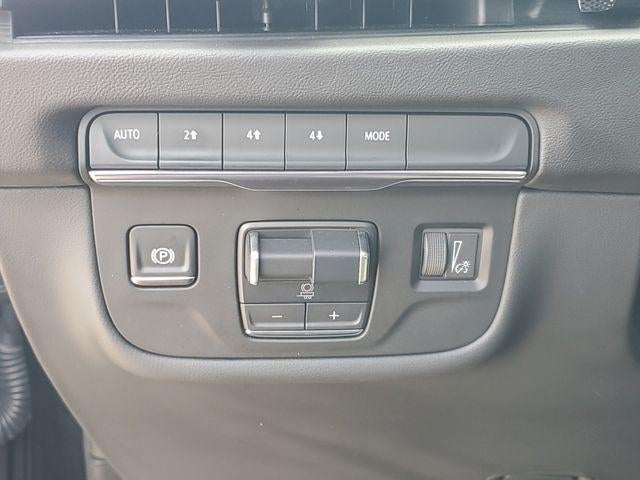 2025 Cadillac Escalade ESV 4WD Premium Luxury
