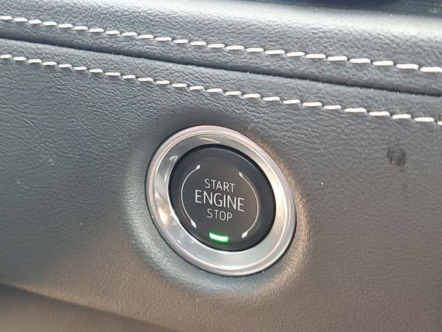 2025 Cadillac Escalade ESV 4WD Premium Luxury