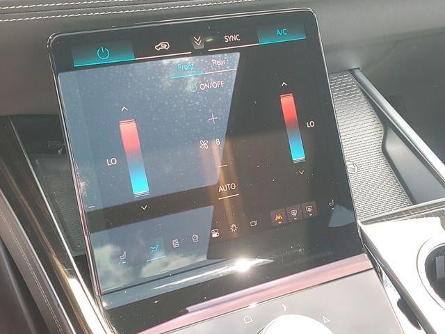 2025 Cadillac Escalade ESV 4WD Premium Luxury