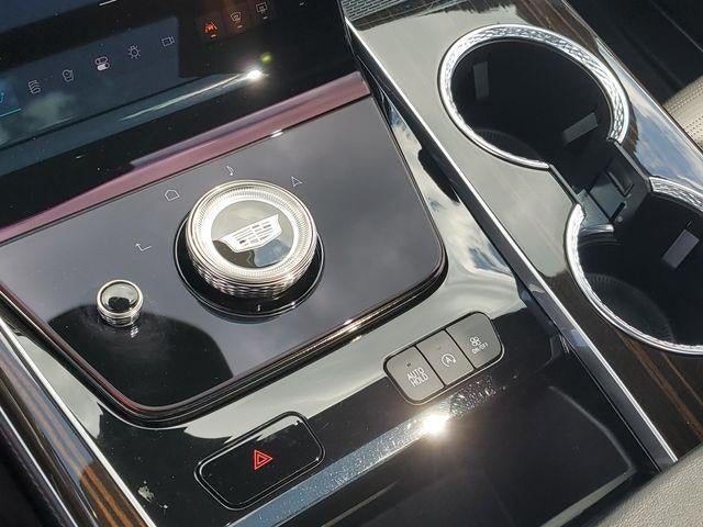 2025 Cadillac Escalade ESV 4WD Premium Luxury