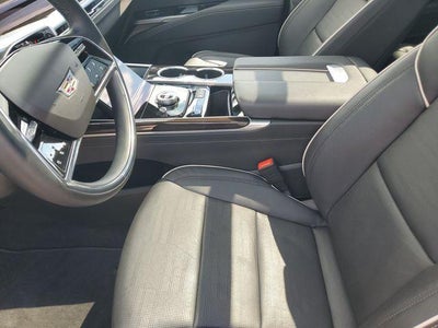 2025 Cadillac Escalade ESV 4WD Premium Luxury