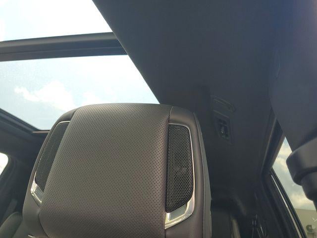 2025 Cadillac Escalade ESV 4WD Premium Luxury