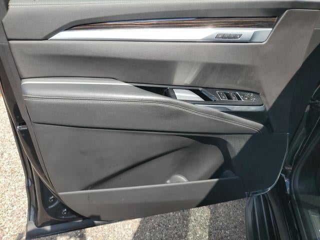 2025 Cadillac Escalade ESV 4WD Premium Luxury