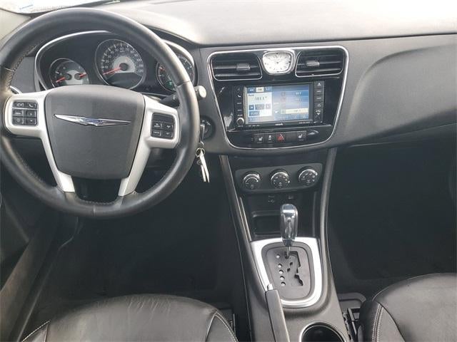 2012 Chrysler 200 Limited