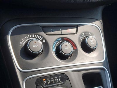 2016 Chrysler 200 LX
