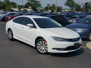 2016 Chrysler 200 LX