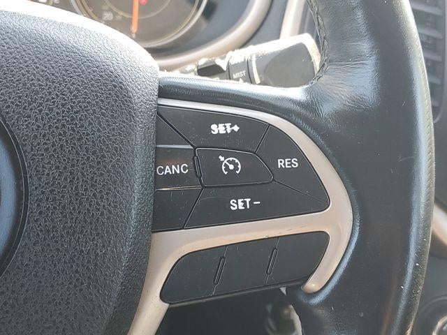 2016 Jeep Cherokee Sport