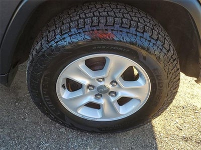 2017 Jeep Grand Cherokee Laredo 4x4