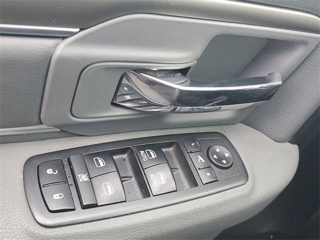 2018 RAM 1500 Big Horn Quad Cab 4x4 6'4" Box