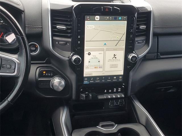 2022 RAM 1500 Laramie Crew Cab 4x2 5'7" Box