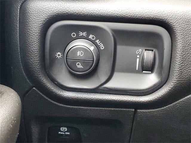 2023 RAM 1500 Big Horn Quad Cab 4x4 6'4" Box