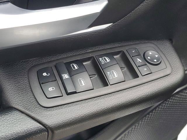 2022 RAM 1500 Big Horn Quad Cab 4x4 6'4" Box