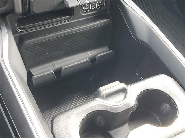 2023 RAM 1500 Big Horn Crew Cab 4x4 5'7" Box