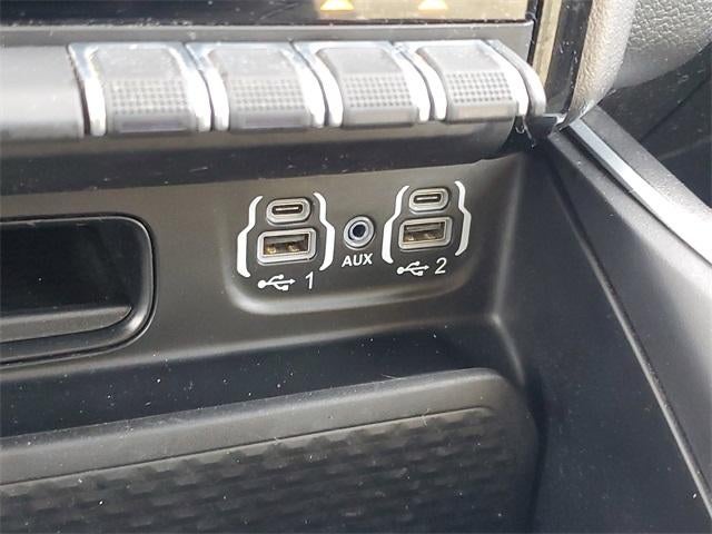 2023 RAM 1500 Big Horn Crew Cab 4x4 5'7" Box