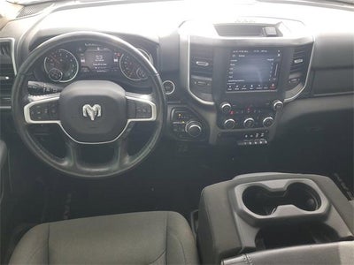 2020 RAM 1500 Big Horn Quad Cab 4x4 6'4" Box