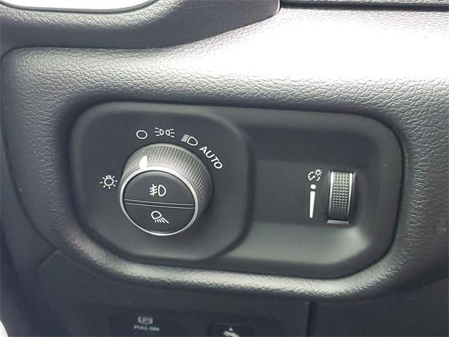 2020 RAM 1500 Big Horn Quad Cab 4x4 6'4" Box