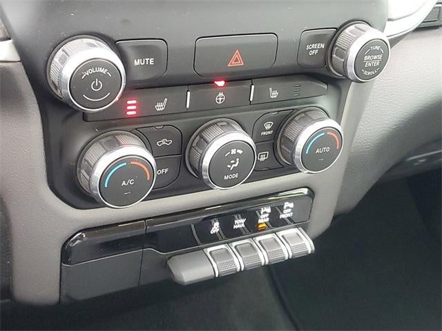 2020 RAM 1500 Big Horn Quad Cab 4x4 6'4" Box