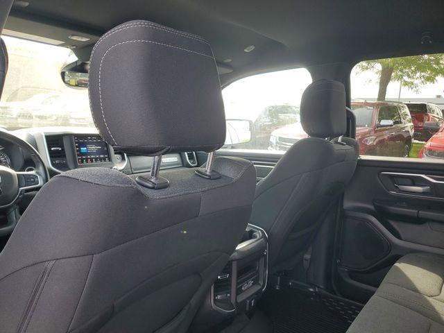 2020 RAM 1500 Big Horn Crew Cab 4x4 5'7" Box