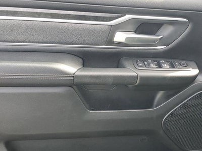 2020 RAM 1500 Big Horn Crew Cab 4x4 5'7" Box