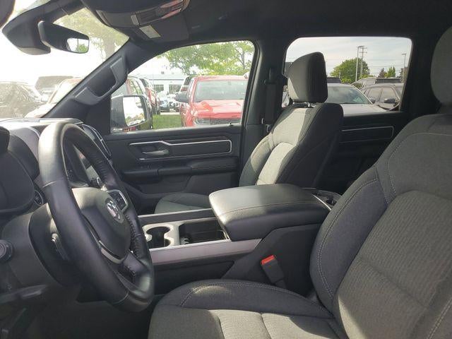 2020 RAM 1500 Big Horn Crew Cab 4x4 5'7" Box