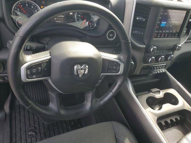 2020 RAM 1500 Big Horn Crew Cab 4x4 5'7" Box