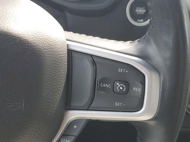 2020 RAM 1500 Big Horn Crew Cab 4x4 5'7" Box