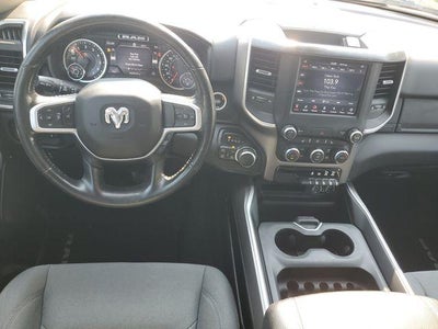2020 RAM 1500 Big Horn Crew Cab 4x4 5'7" Box