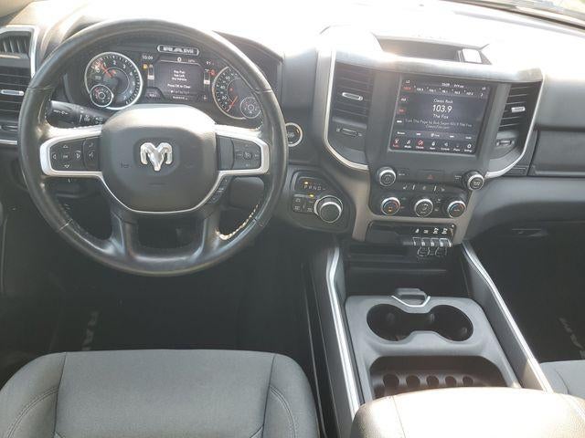 2020 RAM 1500 Big Horn Crew Cab 4x4 5'7" Box