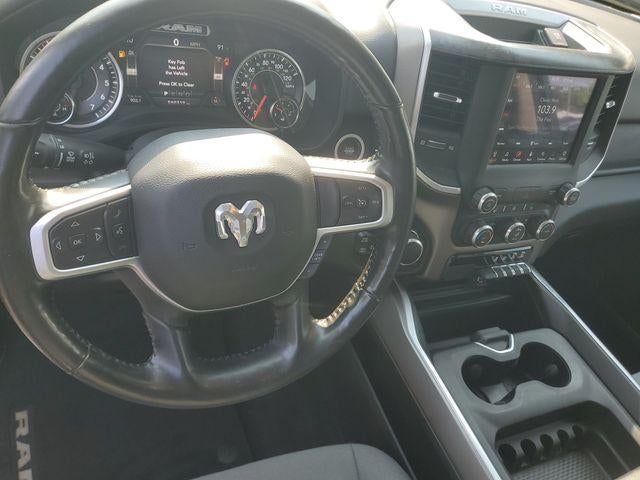 2020 RAM 1500 Big Horn Crew Cab 4x4 5'7" Box