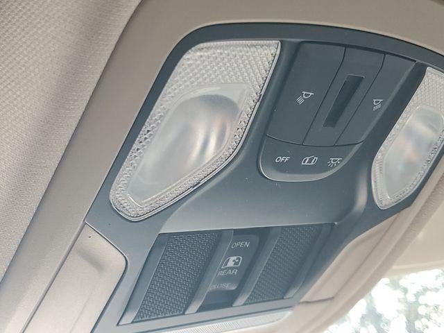 2020 RAM 1500 Big Horn Crew Cab 4x4 5'7" Box